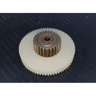 Ingranaggio in nylon per motoriduttore granitore Kenta K9359500 33 rpm